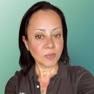 Maïté : Directrice financière