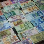 Gérer des frais de scolarité en multi-devises : défis et bonnes pratiques pour les écoles internationales en 2026